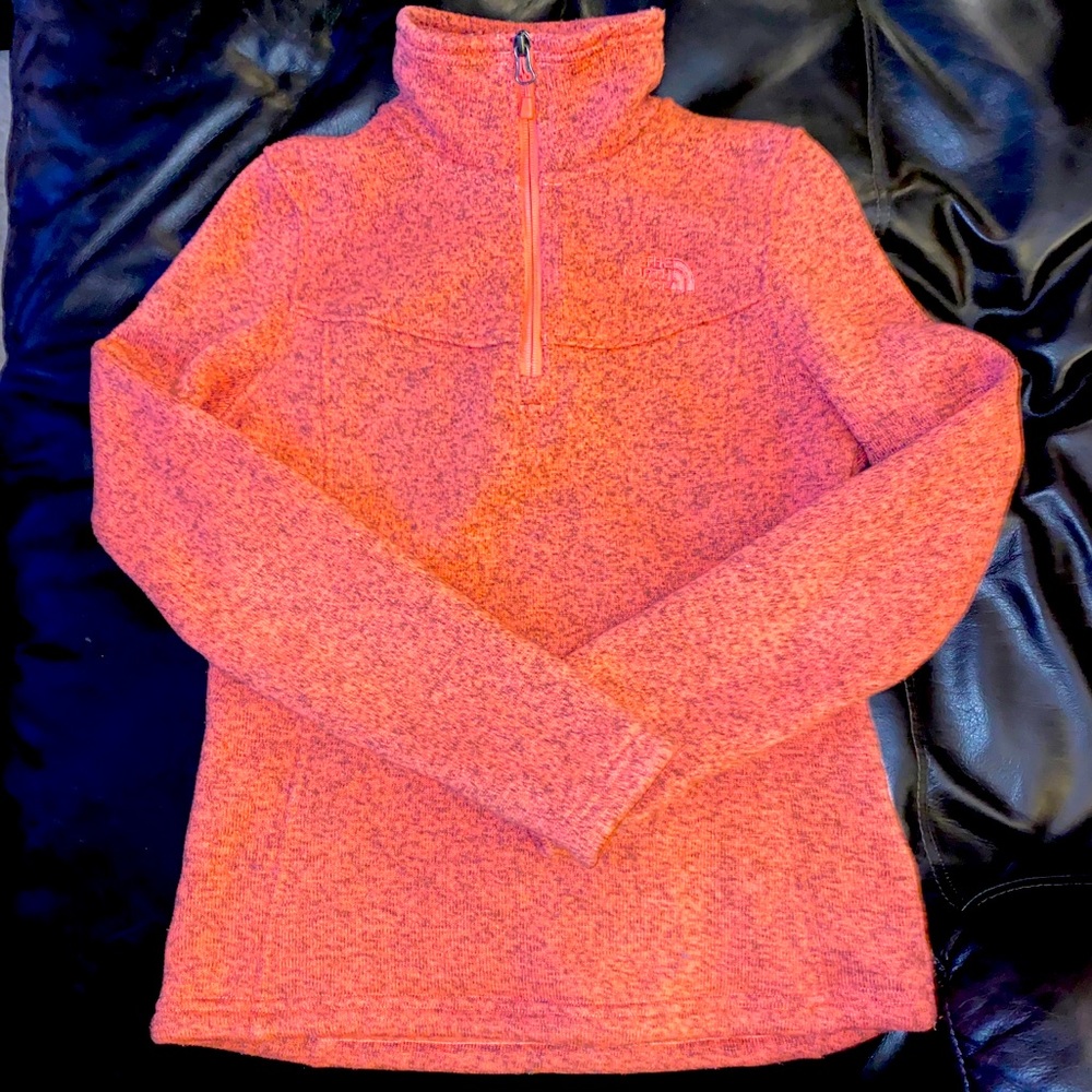 The Northface-1/4 Zip FLASH SALE ❤️